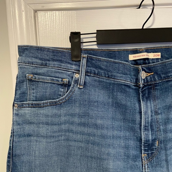 NWT Levi’s Size 20W High Rise Skinny 721 Medium Wash Stretch Classic 5 Pocket - Picture 5 of 12